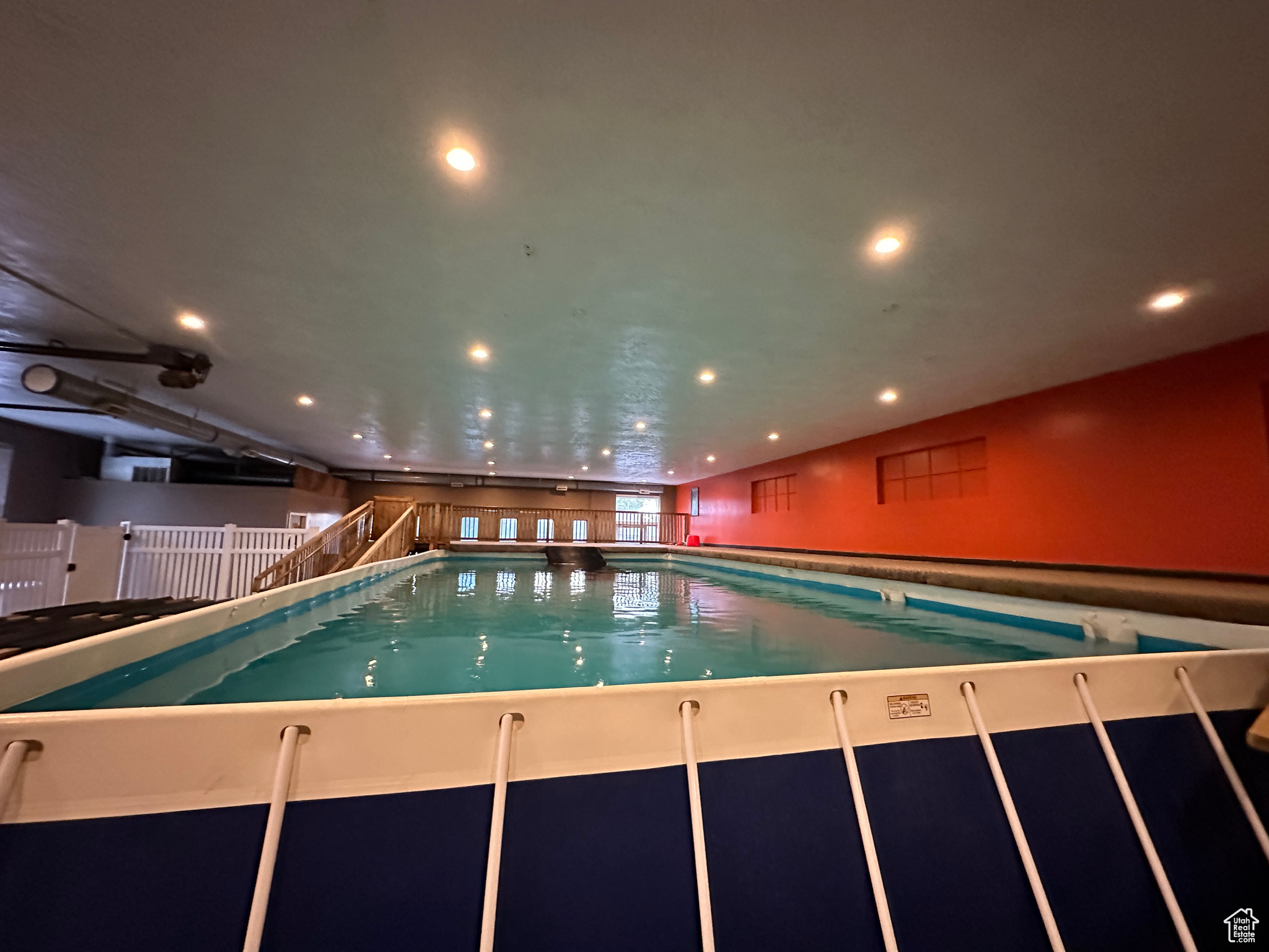 HARRIMAN SUB - Commercial Sale