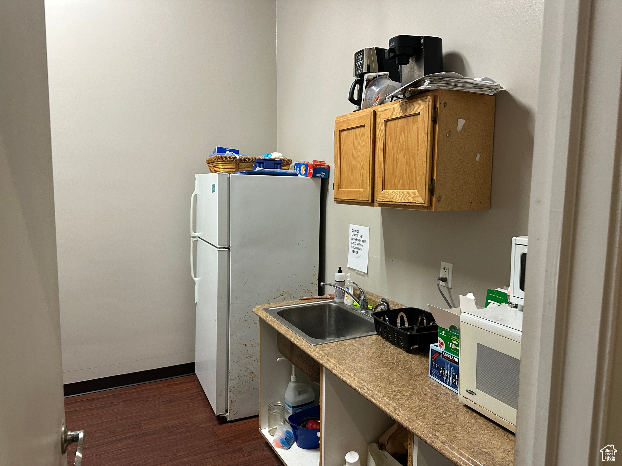 HARRIMAN SUB - Commercial Sale