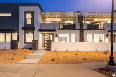 Tiny photo for 714 W COASTLINE PL #122, Saint George, UT 84790 (MLS # 2115123)