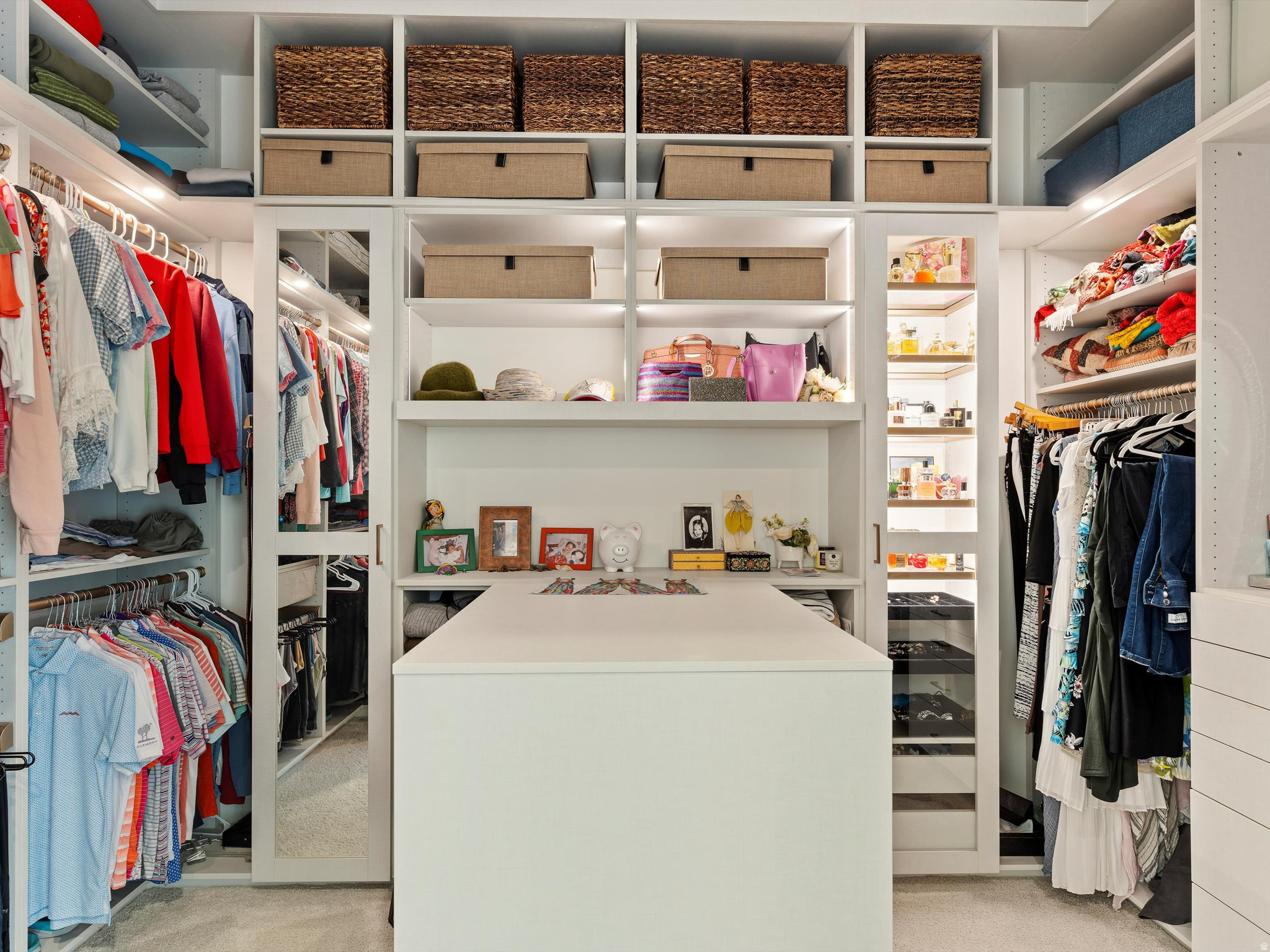 THE HIGHLANDS - Residential