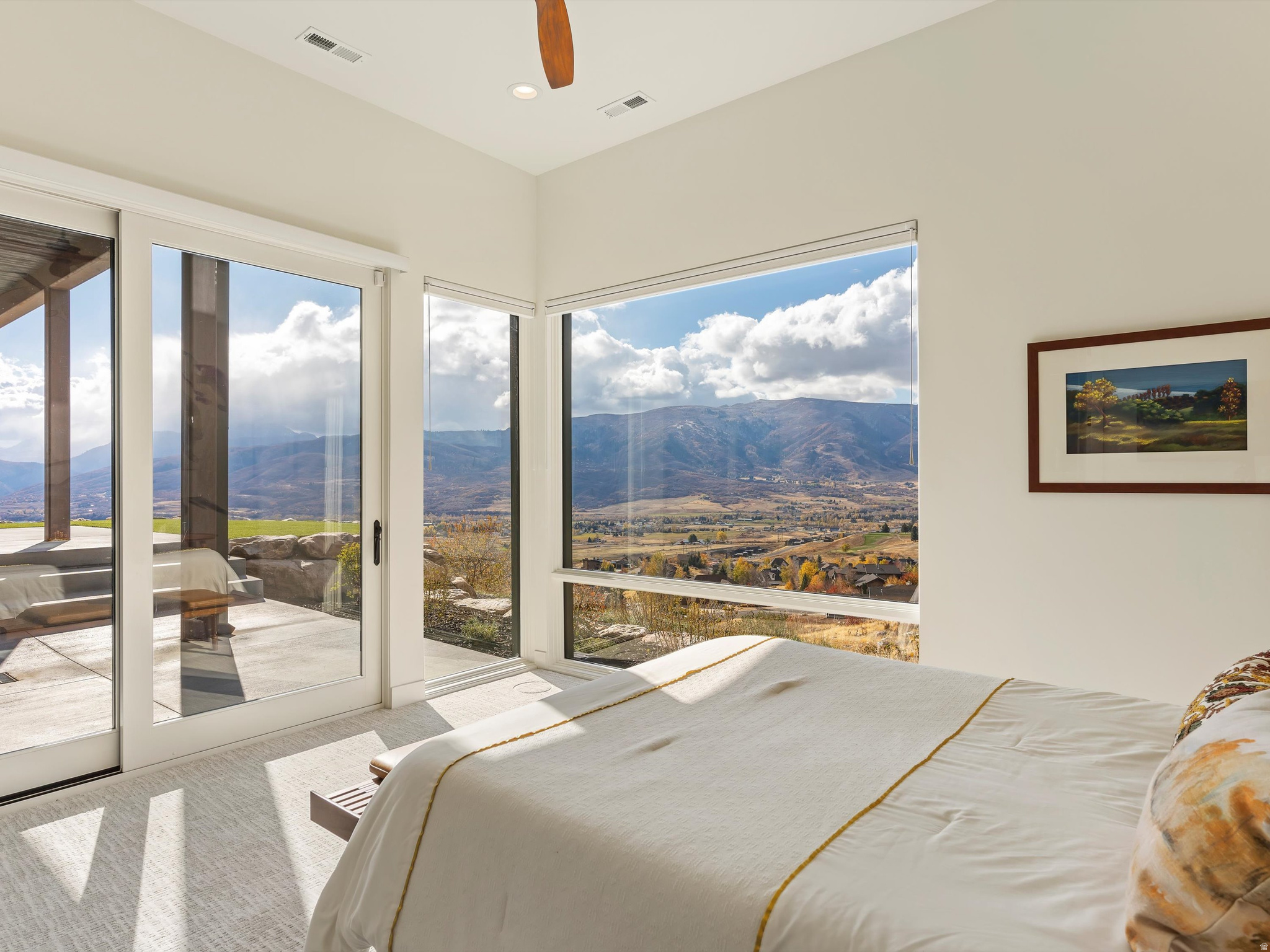 THE HIGHLANDS - Residential