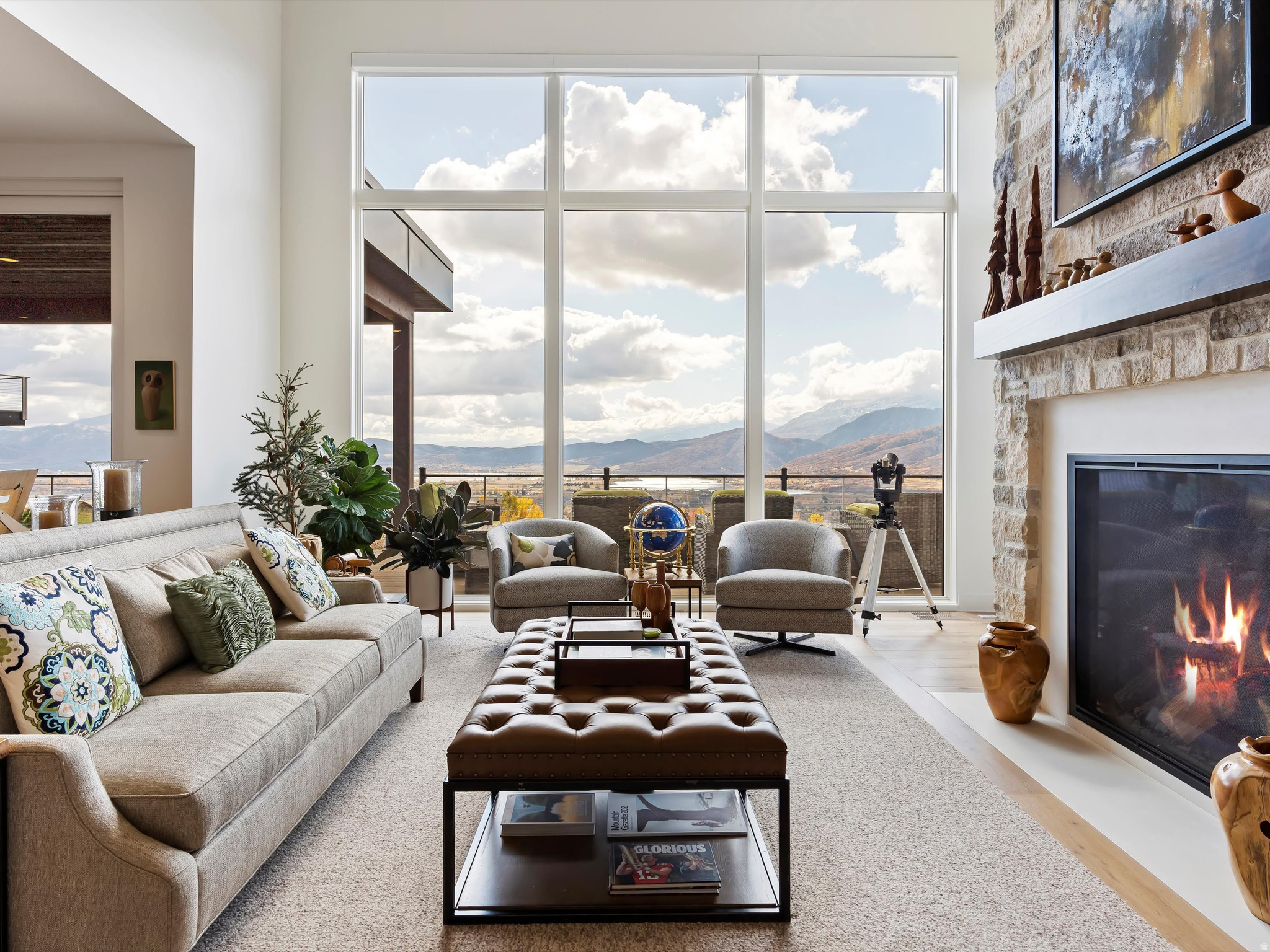 THE HIGHLANDS - Residential