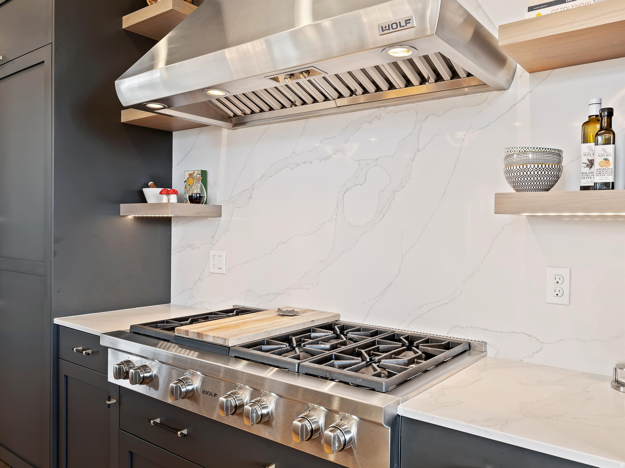 THE HIGHLANDS - Residential