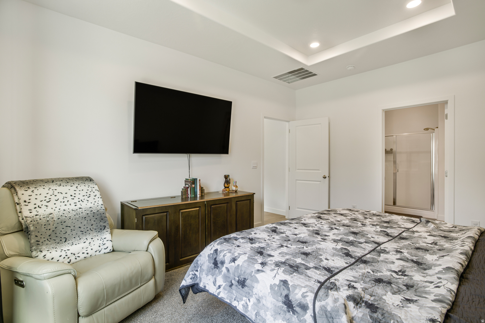 STANDING ROCK EAST AT LONG VALLEY - Residential