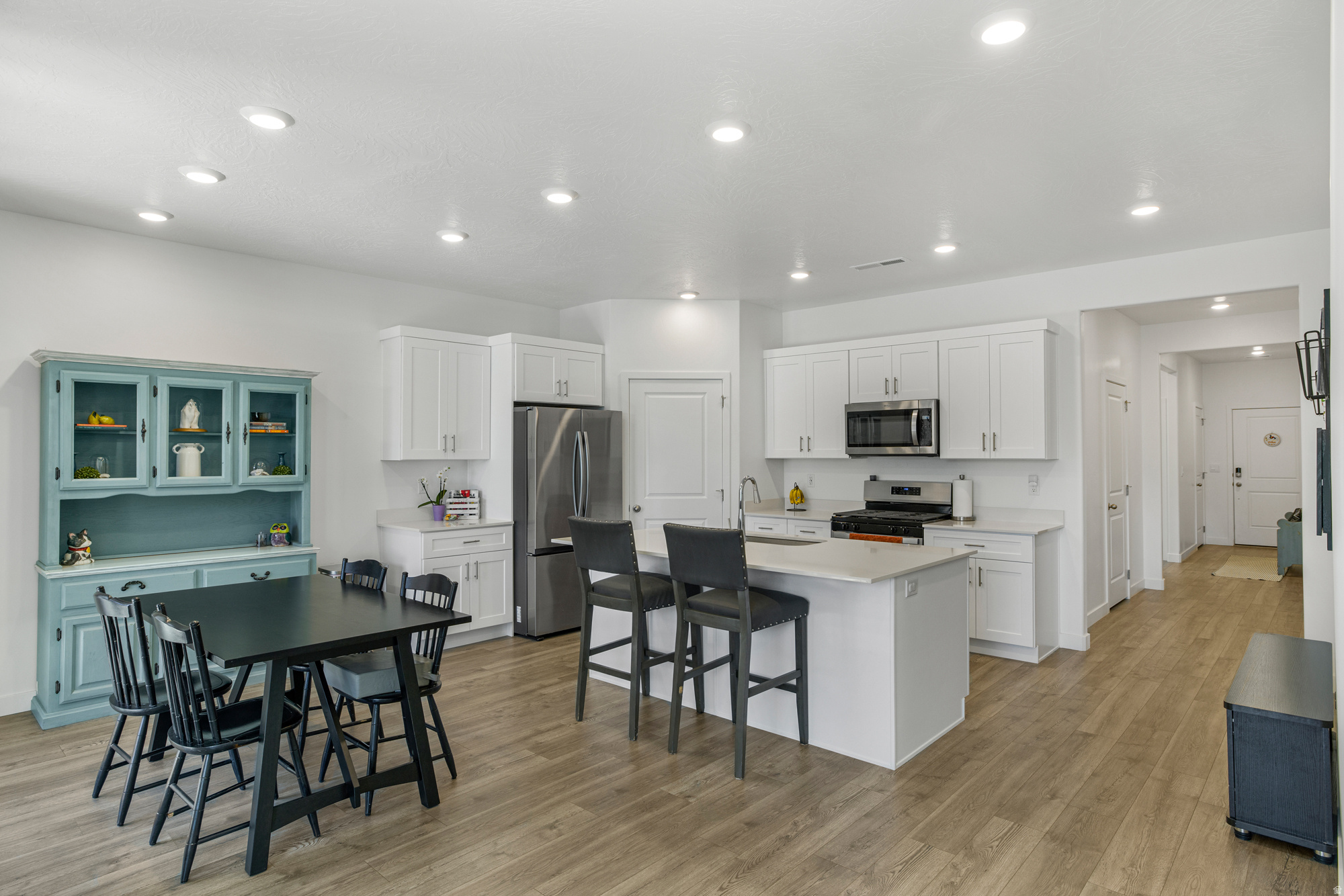 STANDING ROCK EAST AT LONG VALLEY - Residential