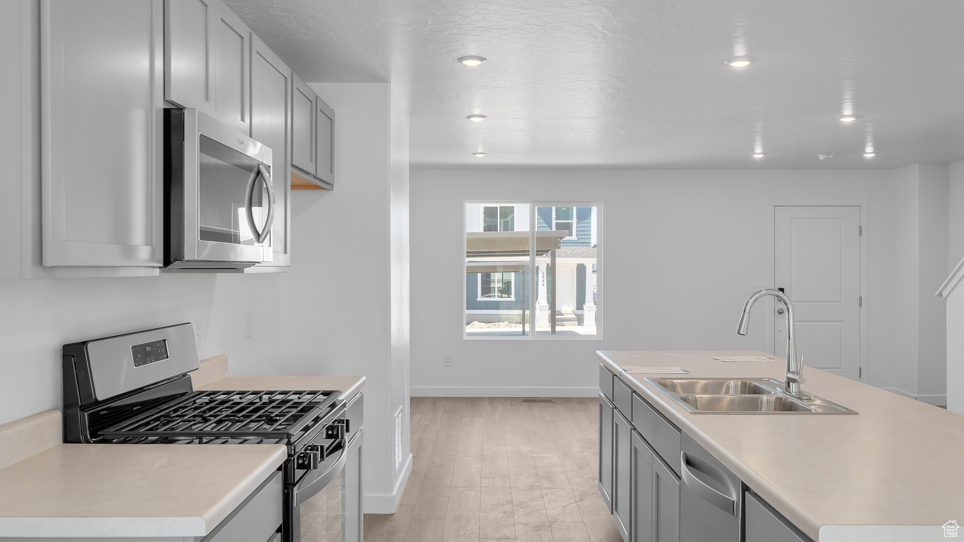 WESTERN ACRES - Residential