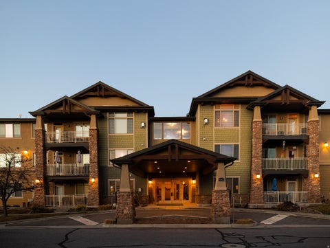 Photo of 602 S EDGEWOOD DR #112, North Salt Lake, UT 84054 (MLS # 2163357)