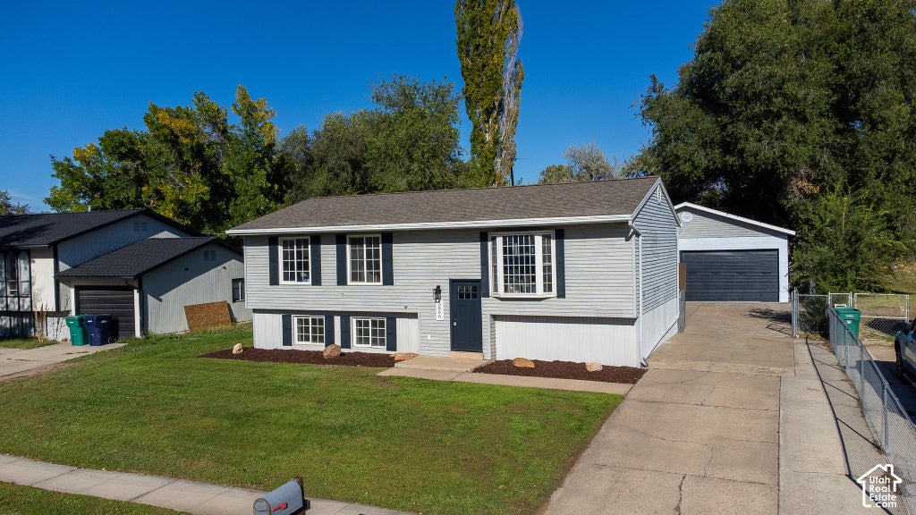 Photo of 5866 S 2550 W, Roy, UT 84067 (MLS # 2188961)