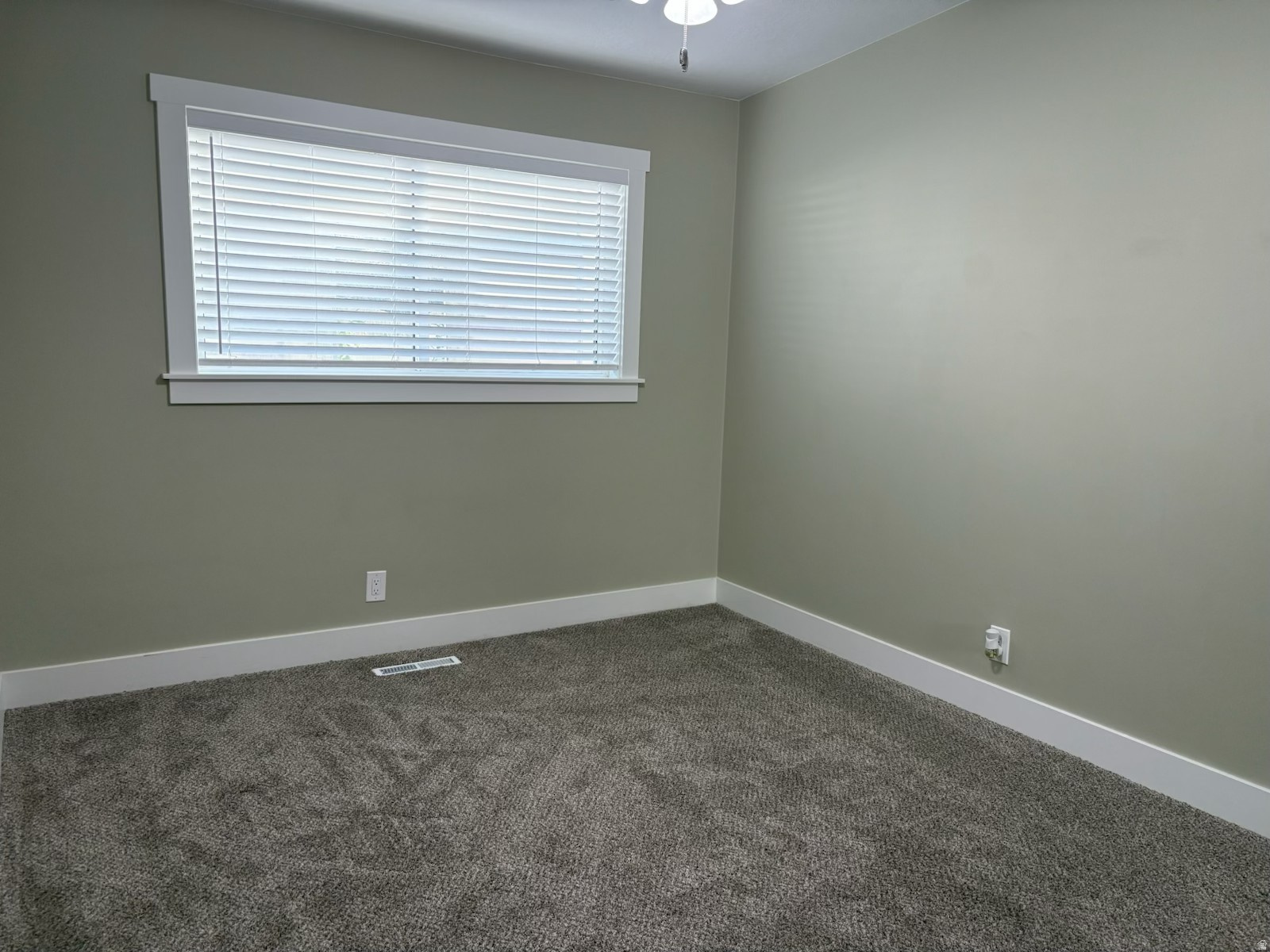 COUNTRY HEIGHTS SUB - Residential