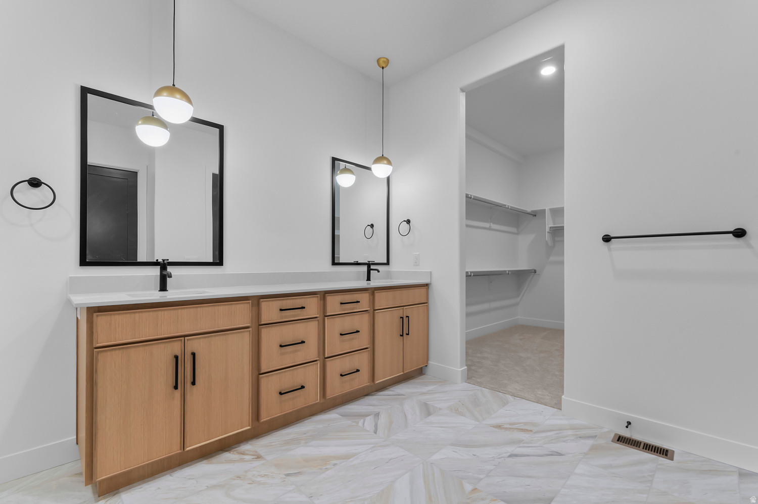 INVERNESS BY D.R. HORTON - Residential