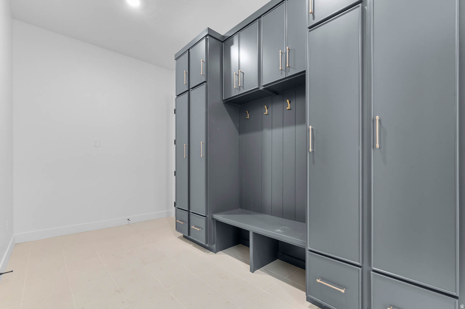 INVERNESS BY D.R. HORTON - Residential