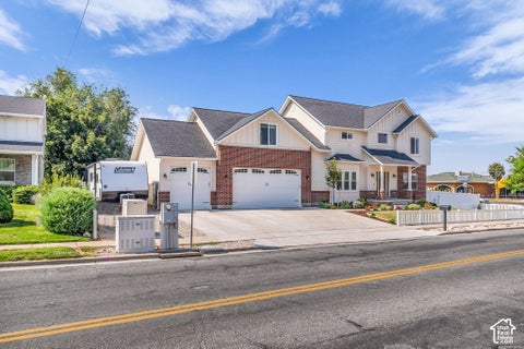Multifamily For Sale - 410 E Pages Ln<br/> Centerville, UT 84014