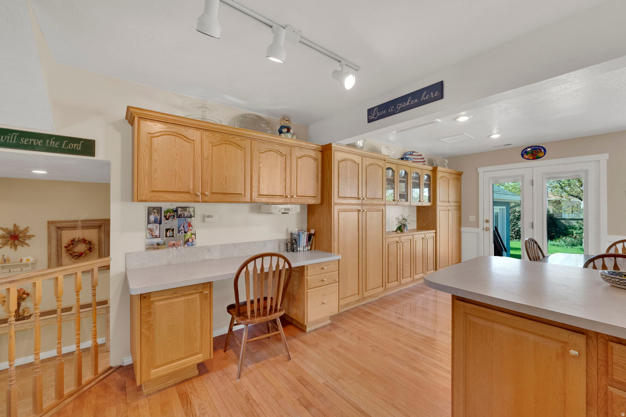 SOUTHWEST RIVER ESTATES - Residential