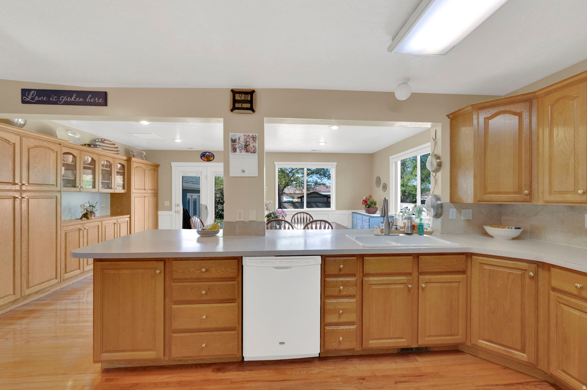SOUTHWEST RIVER ESTATES - Residential