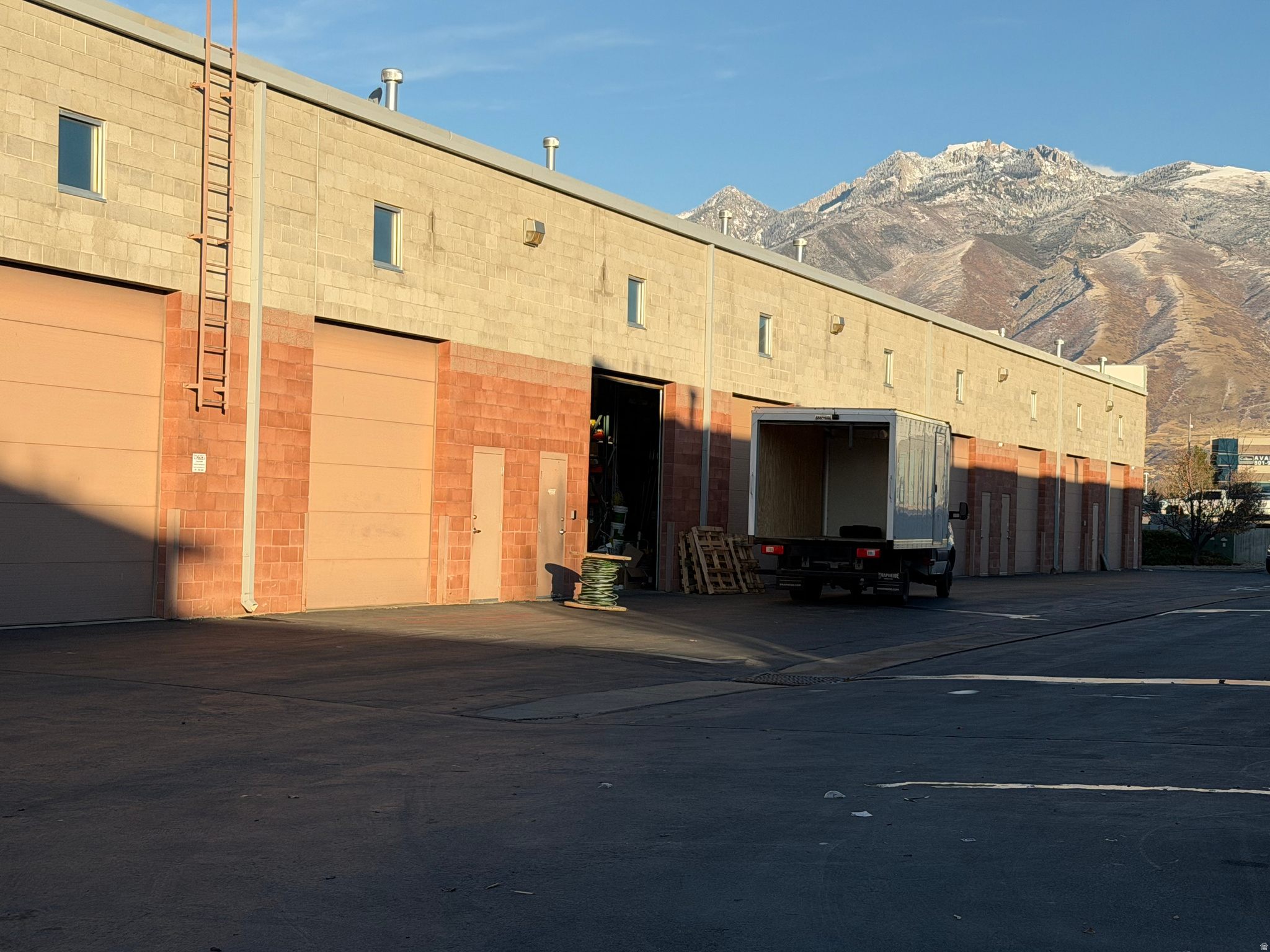 BANGERTER - Commercial Lease