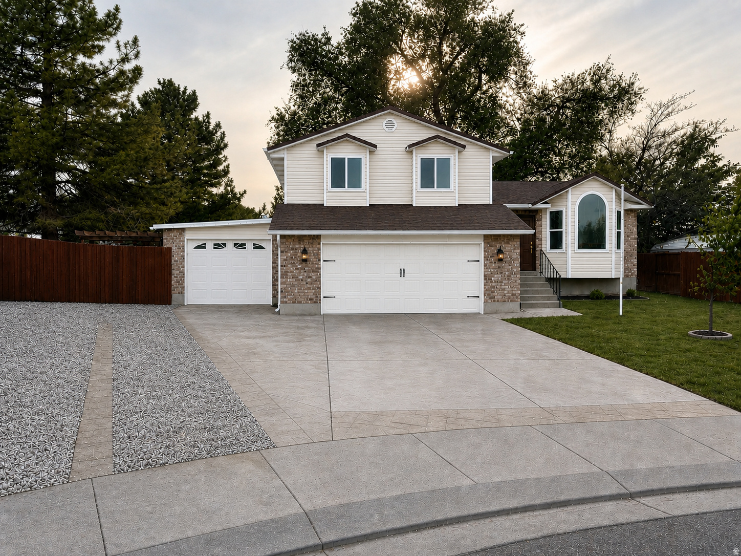 MEADOWS - Residential