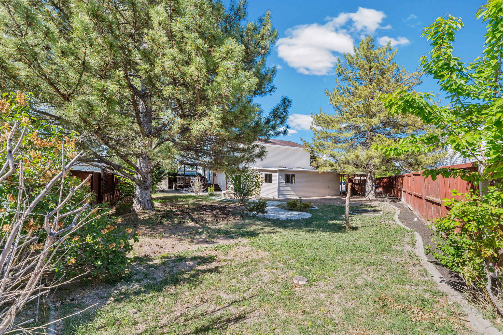 MEADOWS - Residential