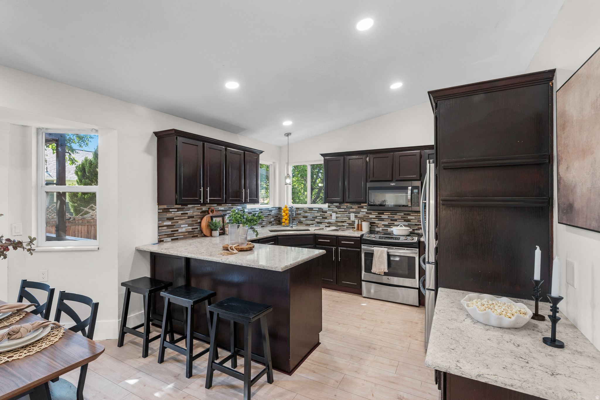 MEADOWS - Residential