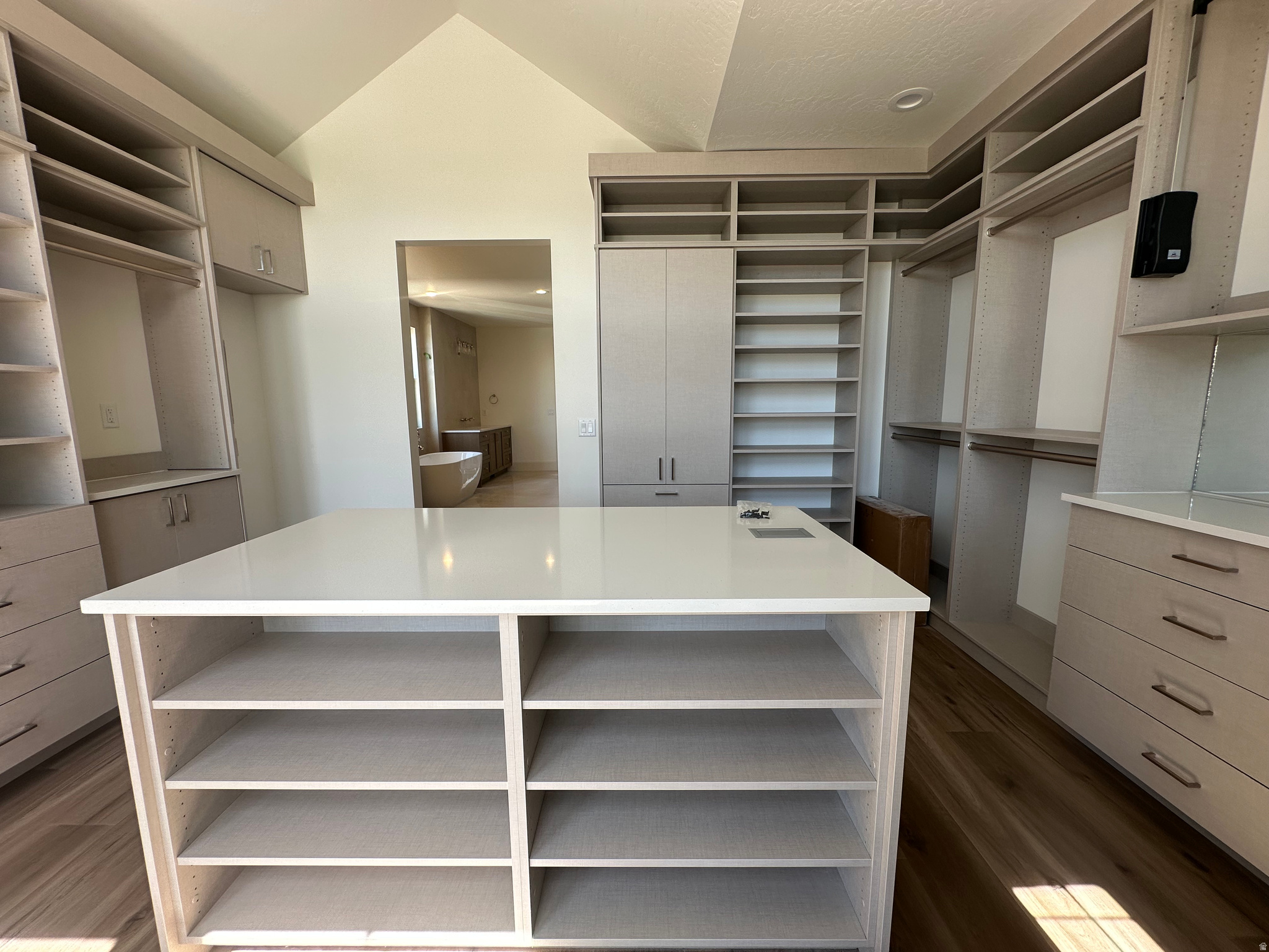 CHESTNUT FARMS PH4 - Residential