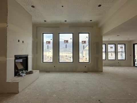 Tiny photo for 629 S 1475 W, Farmington, UT 84025 (MLS # 2135437)