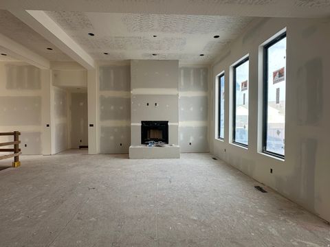 Tiny photo for 629 S 1475 W, Farmington, UT 84025 (MLS # 2135437)