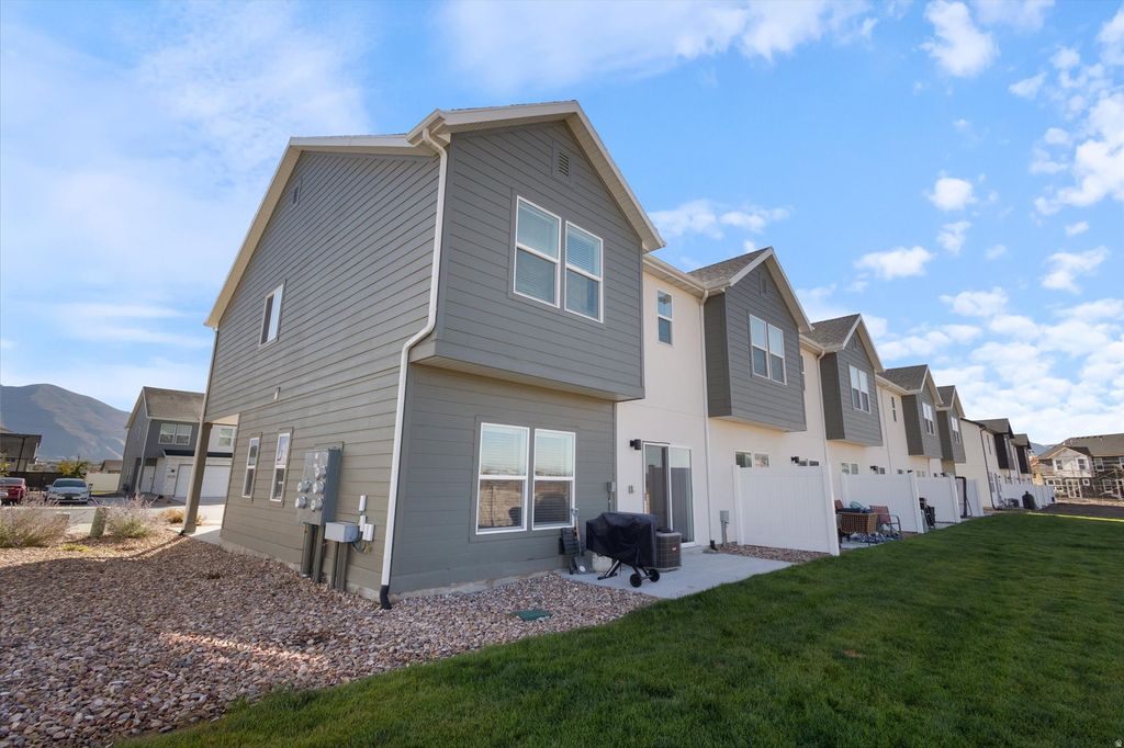 Photo of 1641 N 840 St W, Salem, UT 84653 (MLS # 2150849)