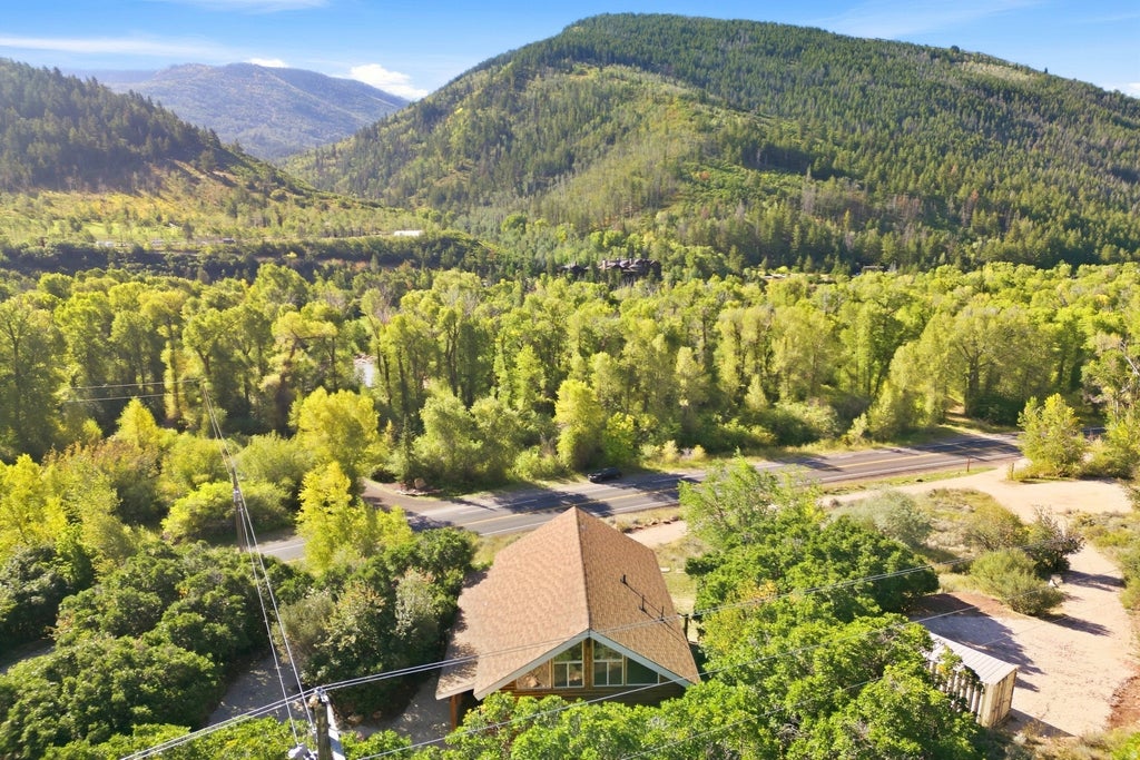 Photo of 2640 E WEBER CANYON RD, Oakley, UT 84055 (MLS # 2185534)