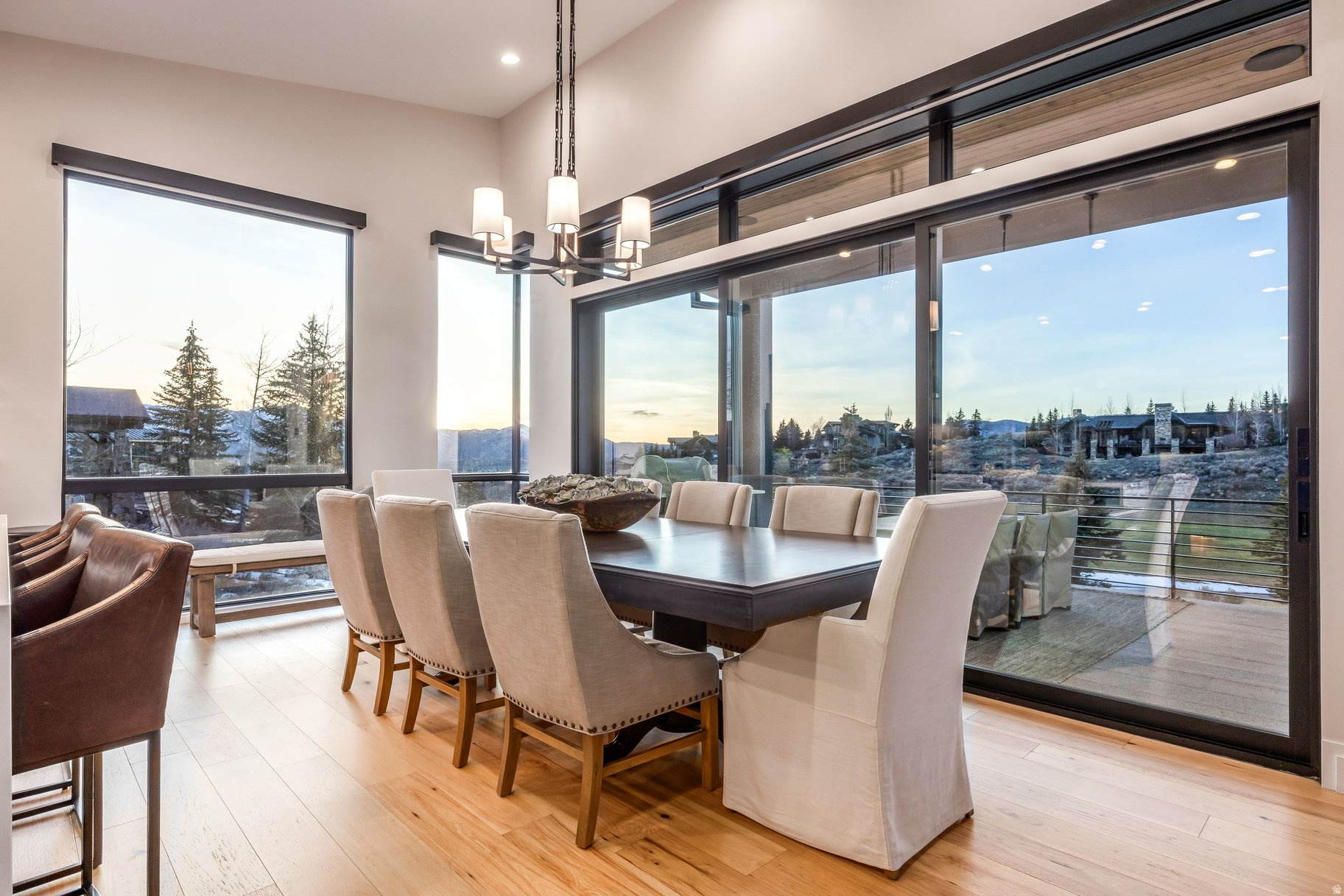 SIGNAL HILL - Residential