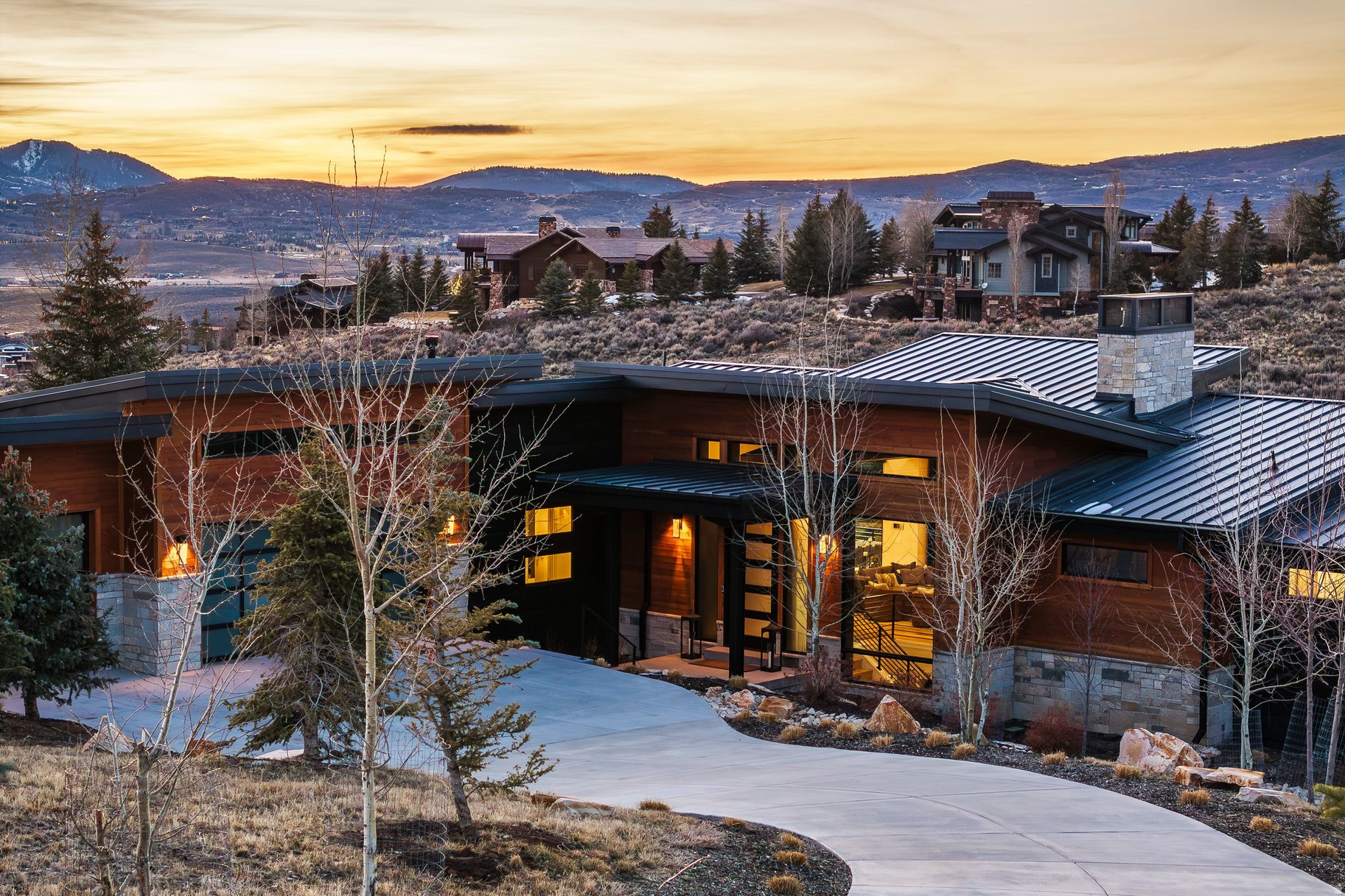 SIGNAL HILL - Residential