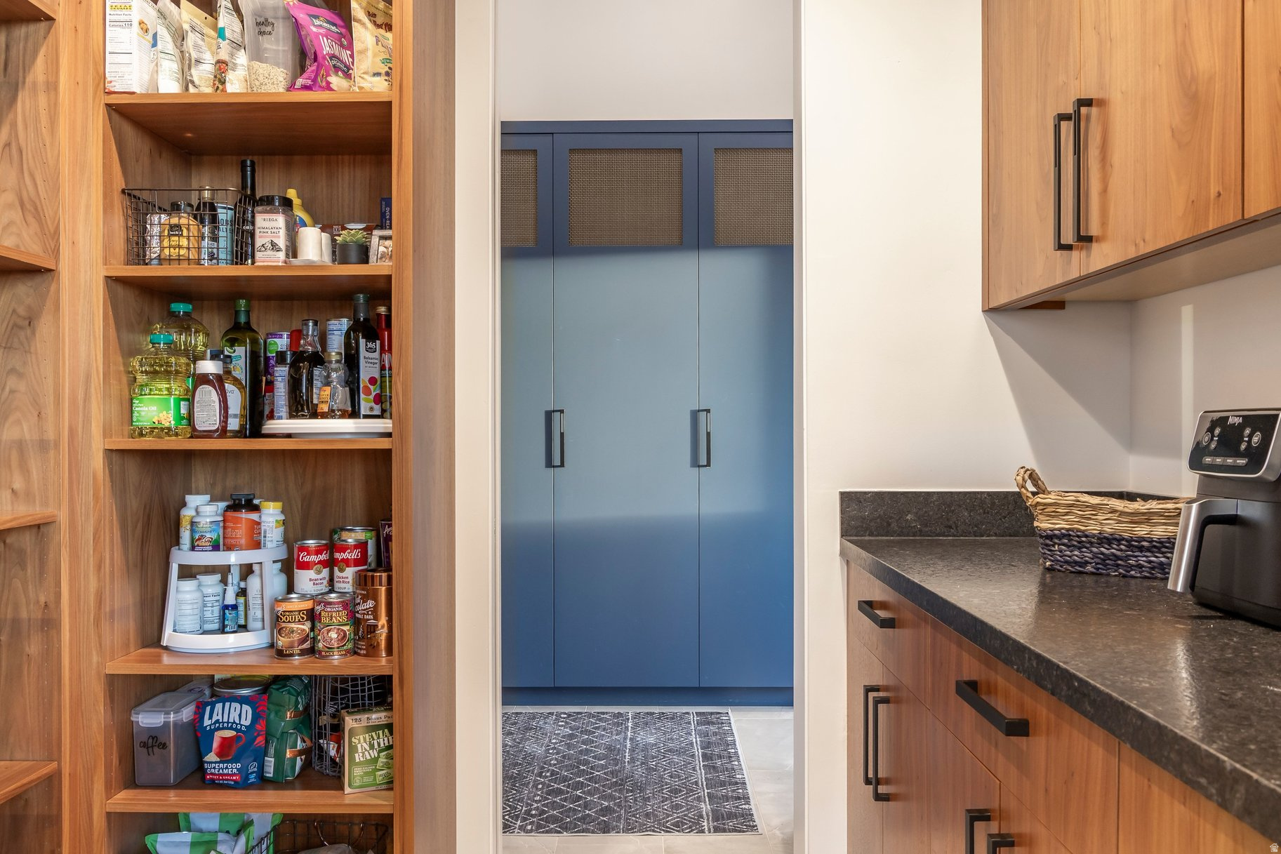 SIGNAL HILL - Residential