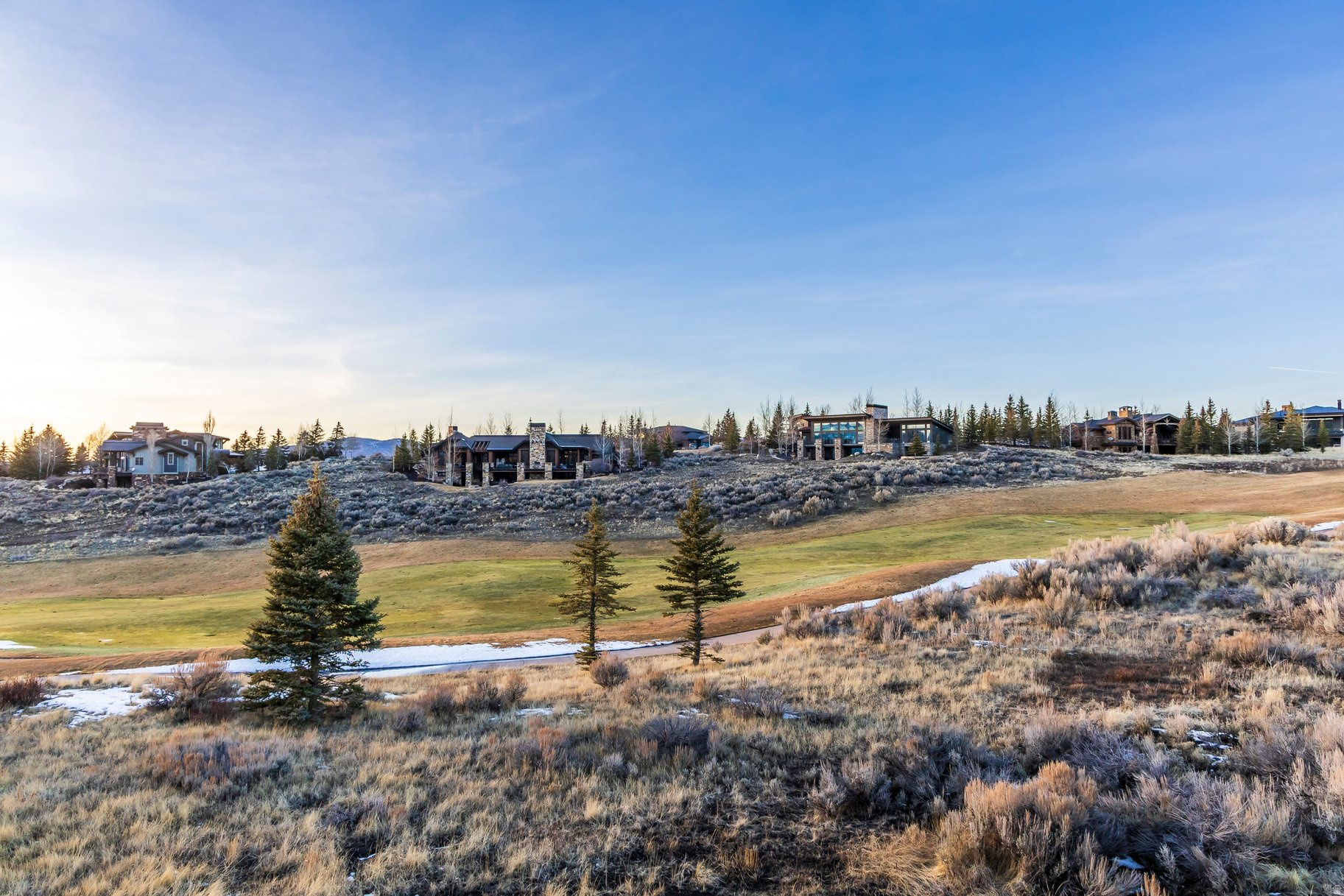 SIGNAL HILL - Residential