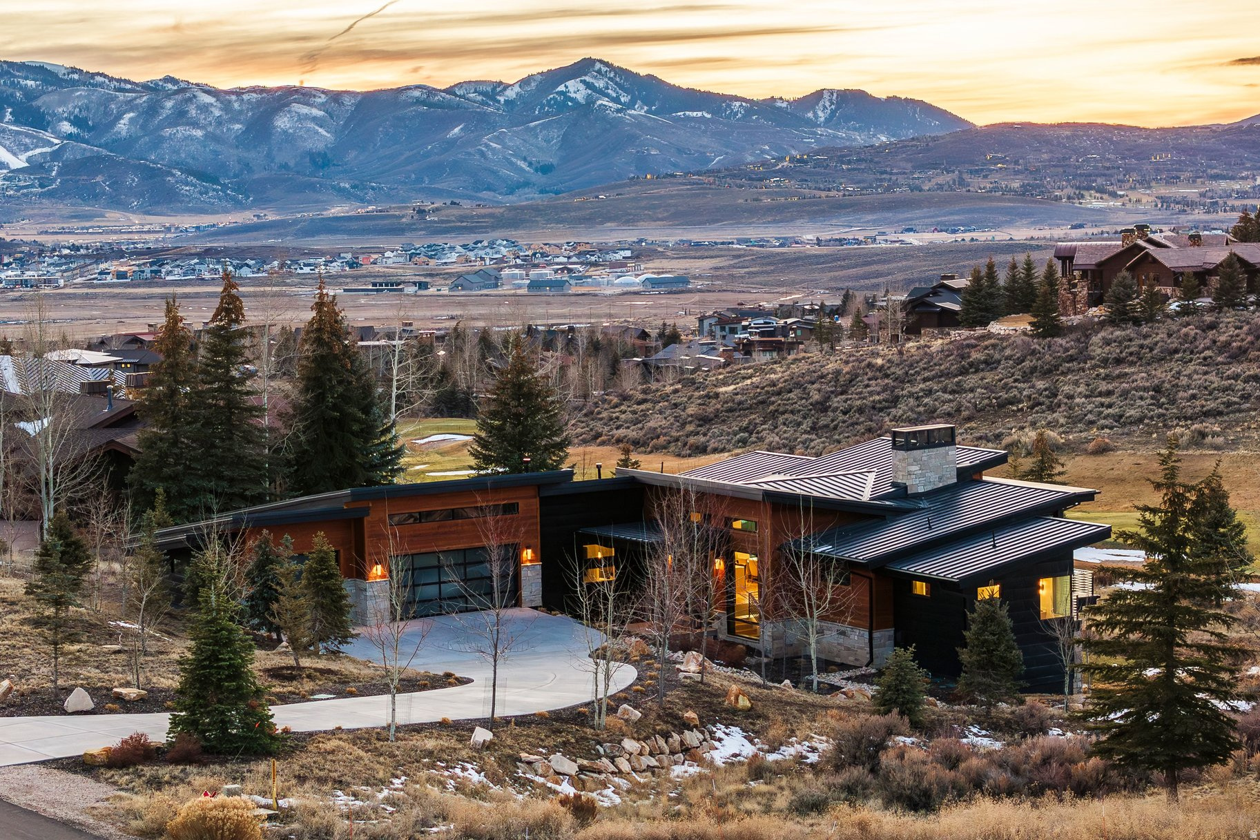 SIGNAL HILL - Residential