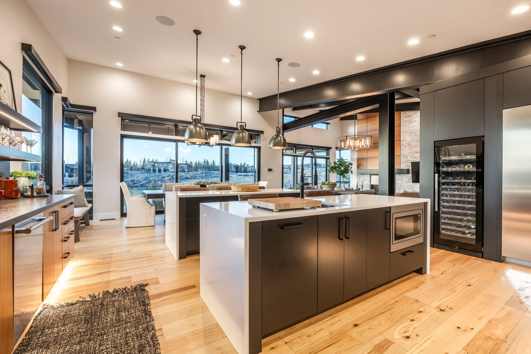 SIGNAL HILL - Residential