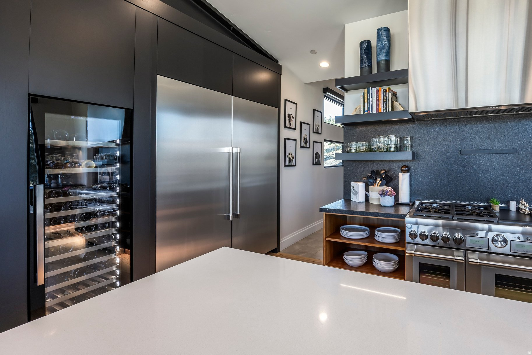 SIGNAL HILL - Residential