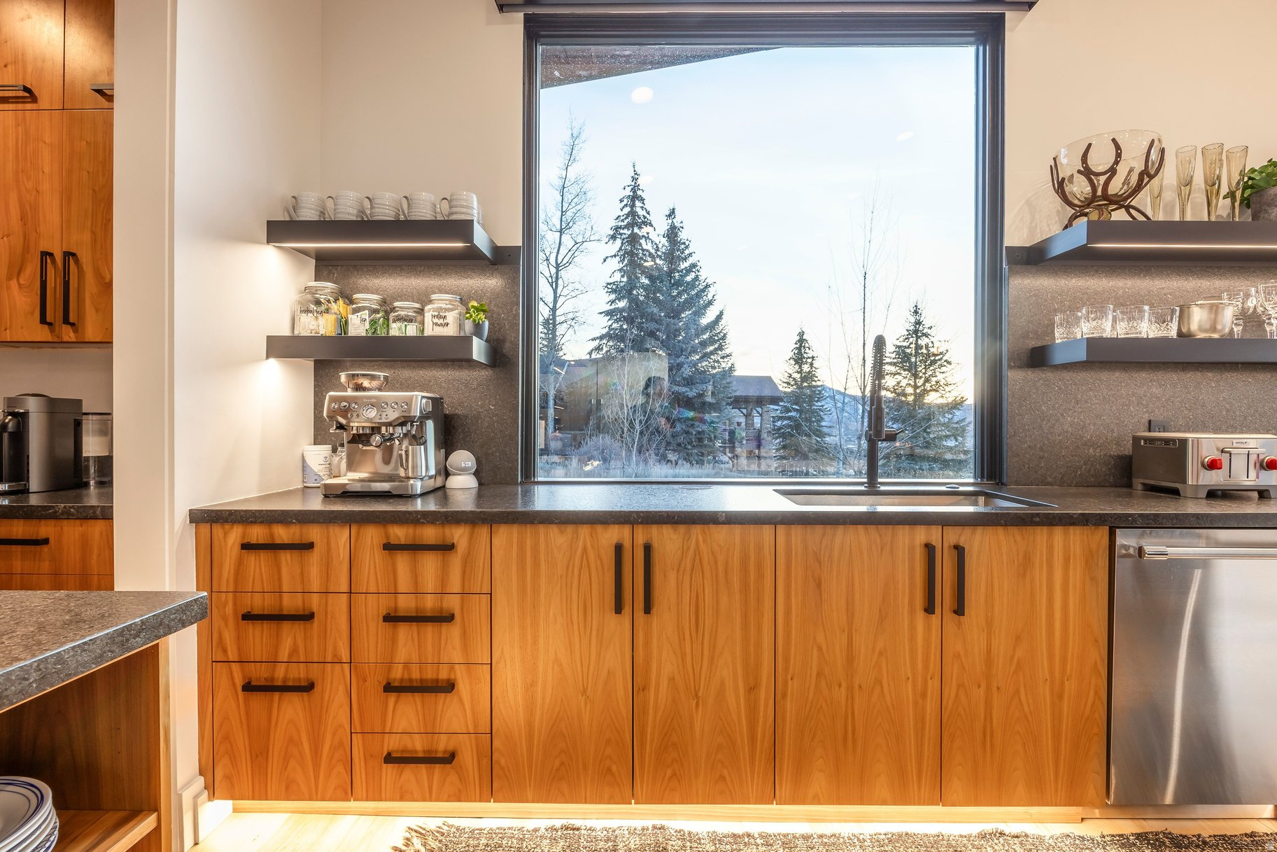 SIGNAL HILL - Residential