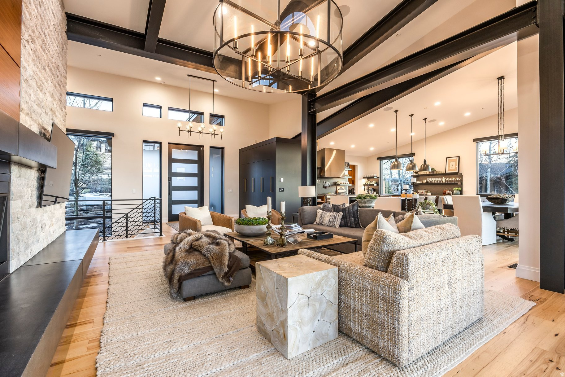 SIGNAL HILL - Residential