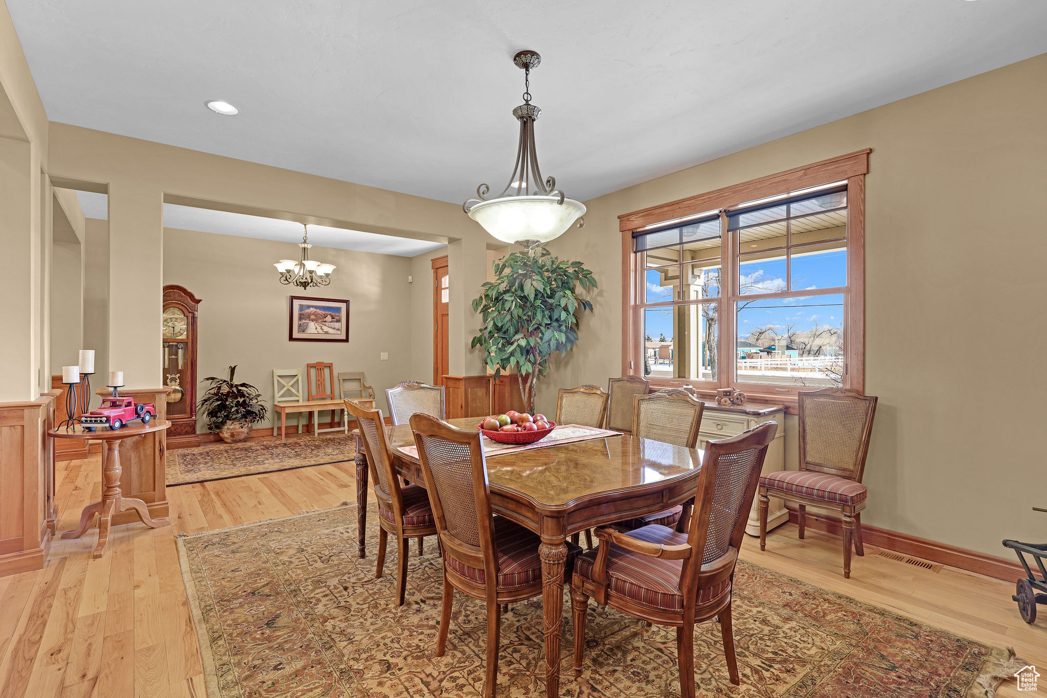 315 S Bear Lake Blvd, Garden City, Utah image 9