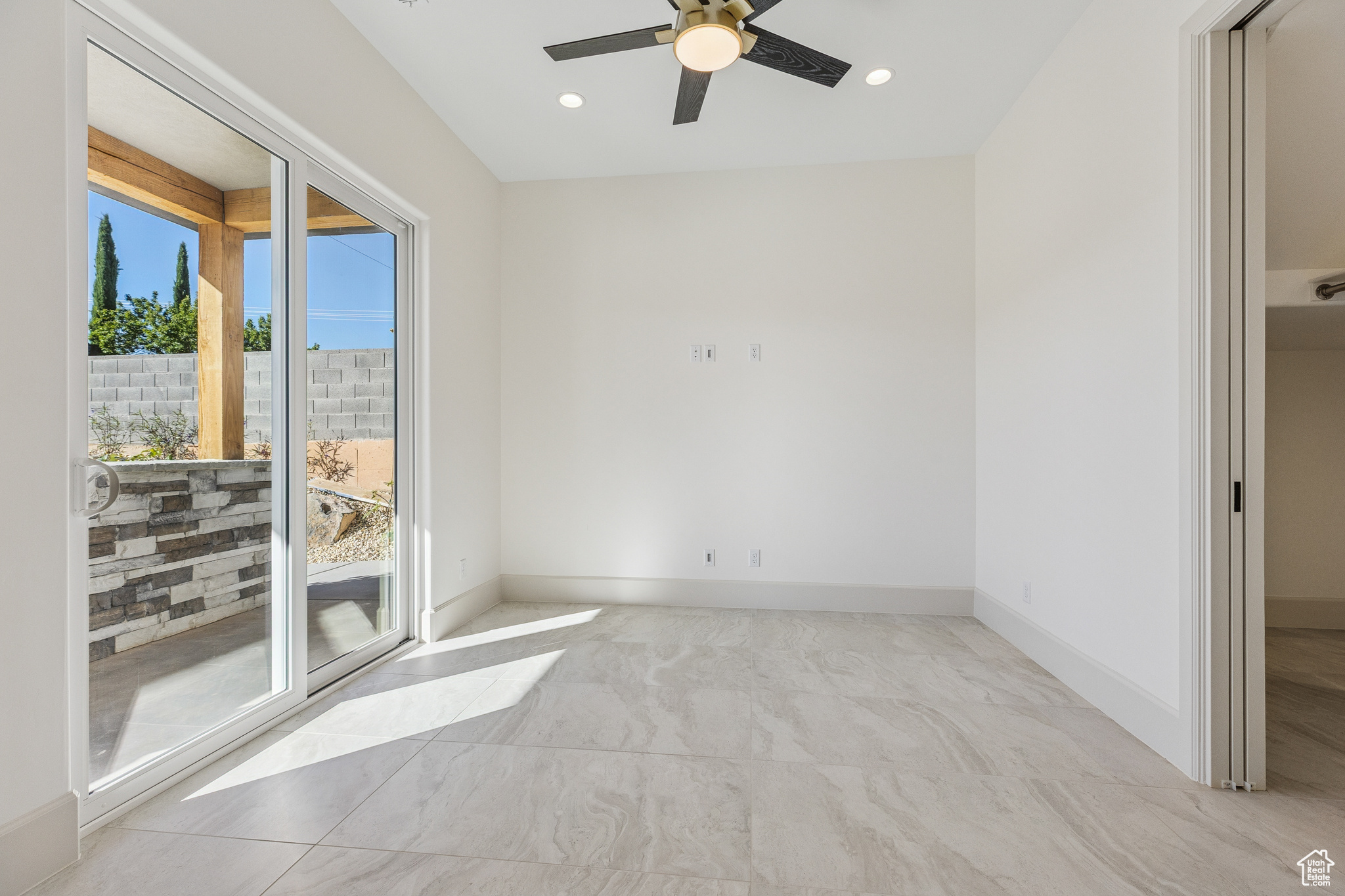 FALCON RIDGE PH 4 - Residential