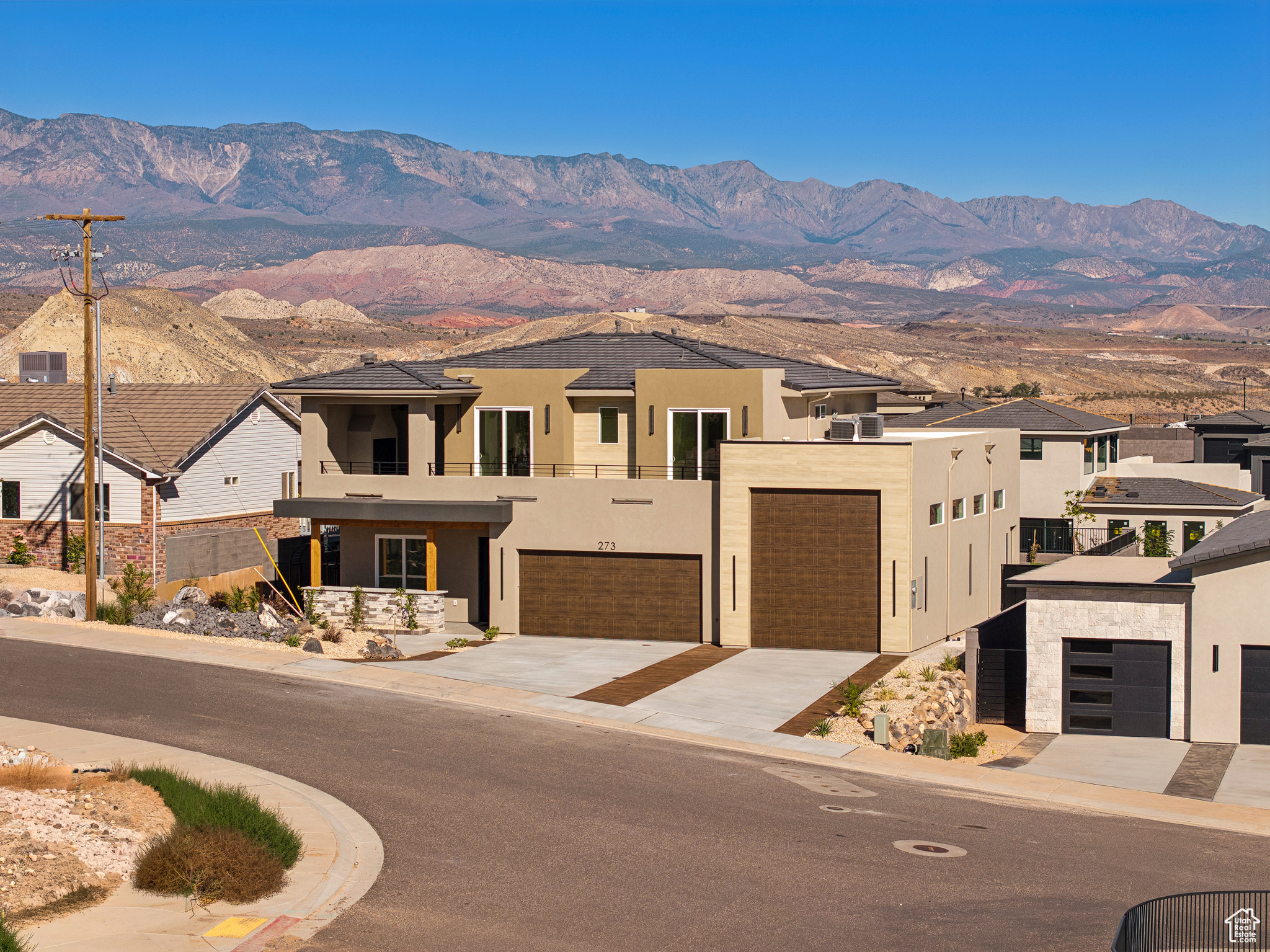 FALCON RIDGE PH 4 - Residential