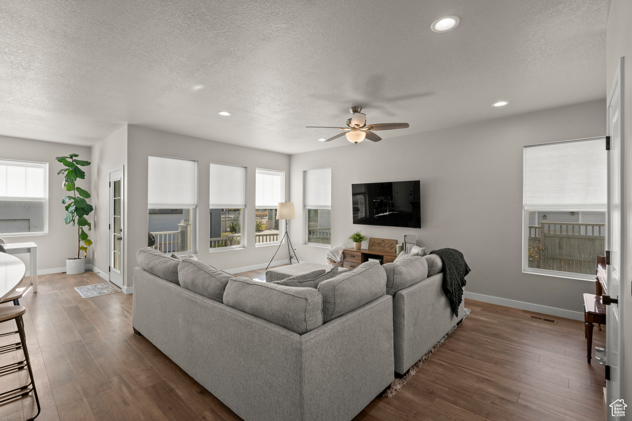 DAYBREAK - Residential