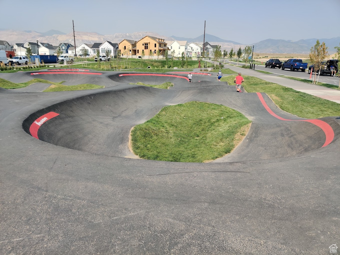 DAYBREAK - Residential