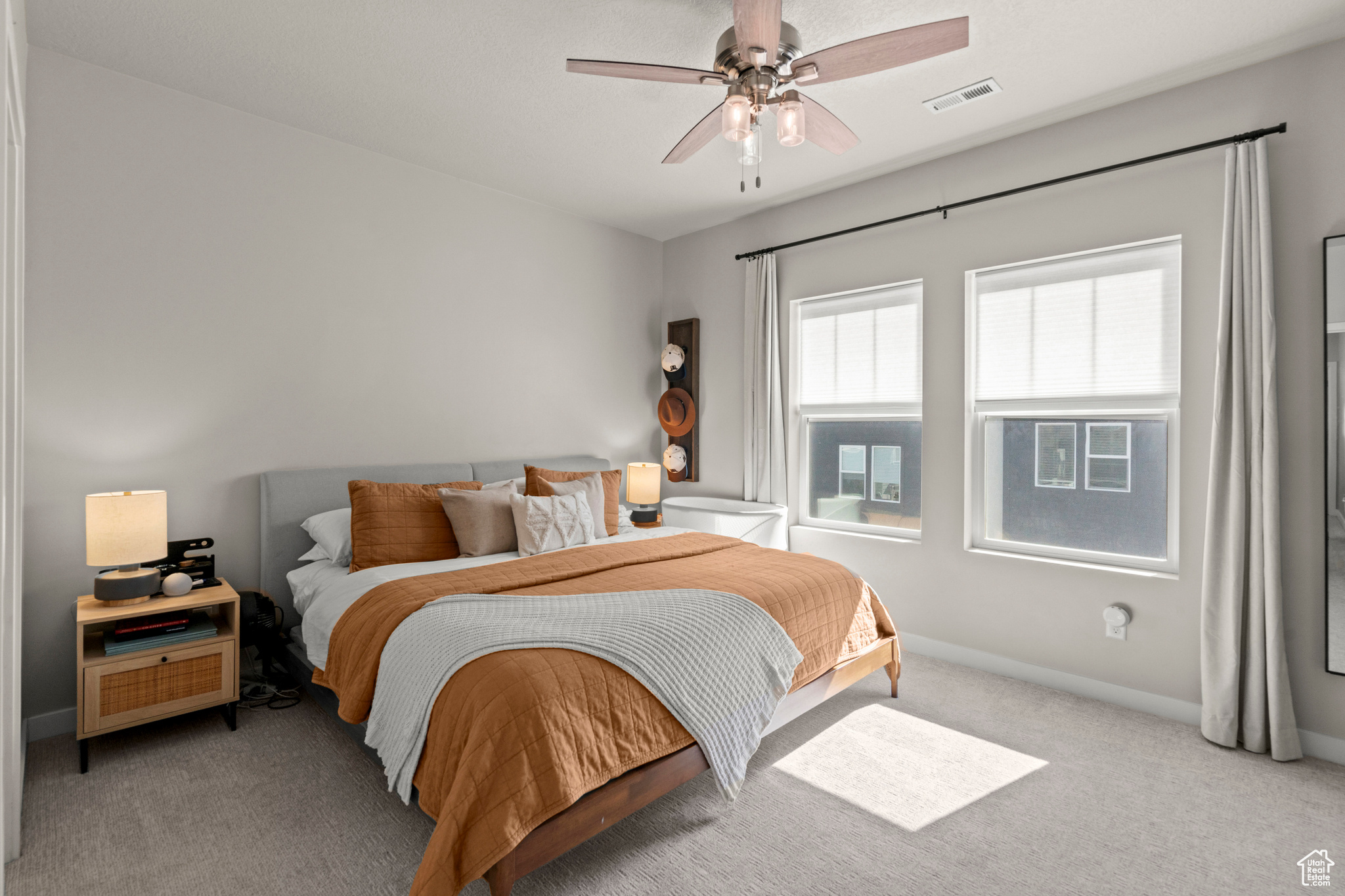 DAYBREAK - Residential