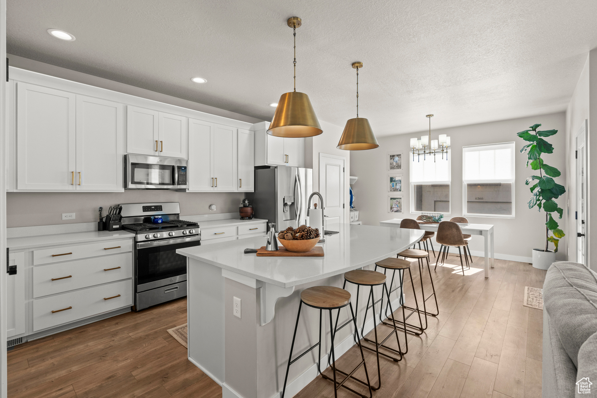 DAYBREAK - Residential