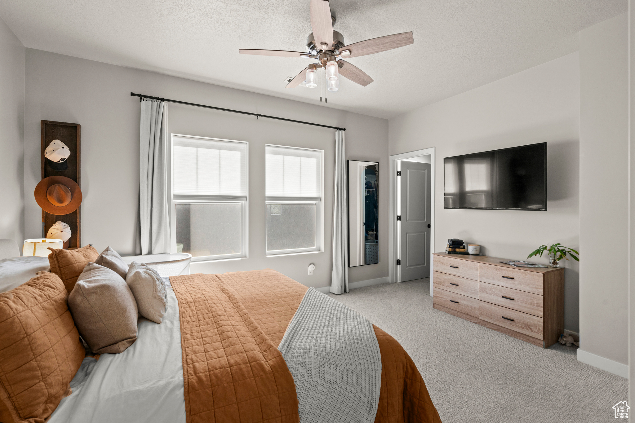 DAYBREAK - Residential