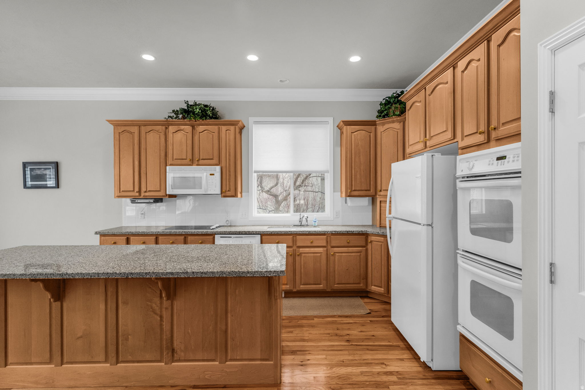 SUNSET RIDGE - Residential