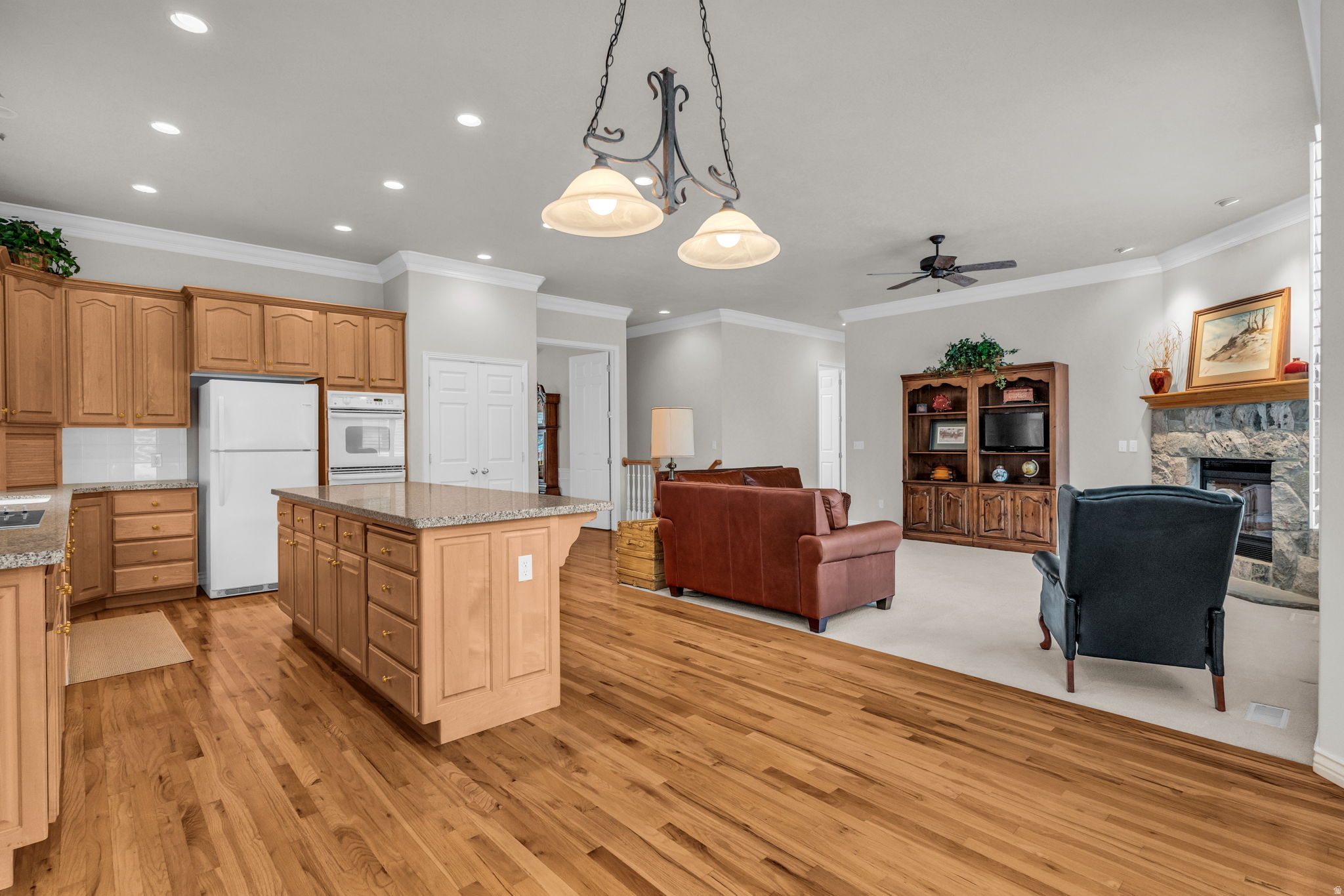 SUNSET RIDGE - Residential