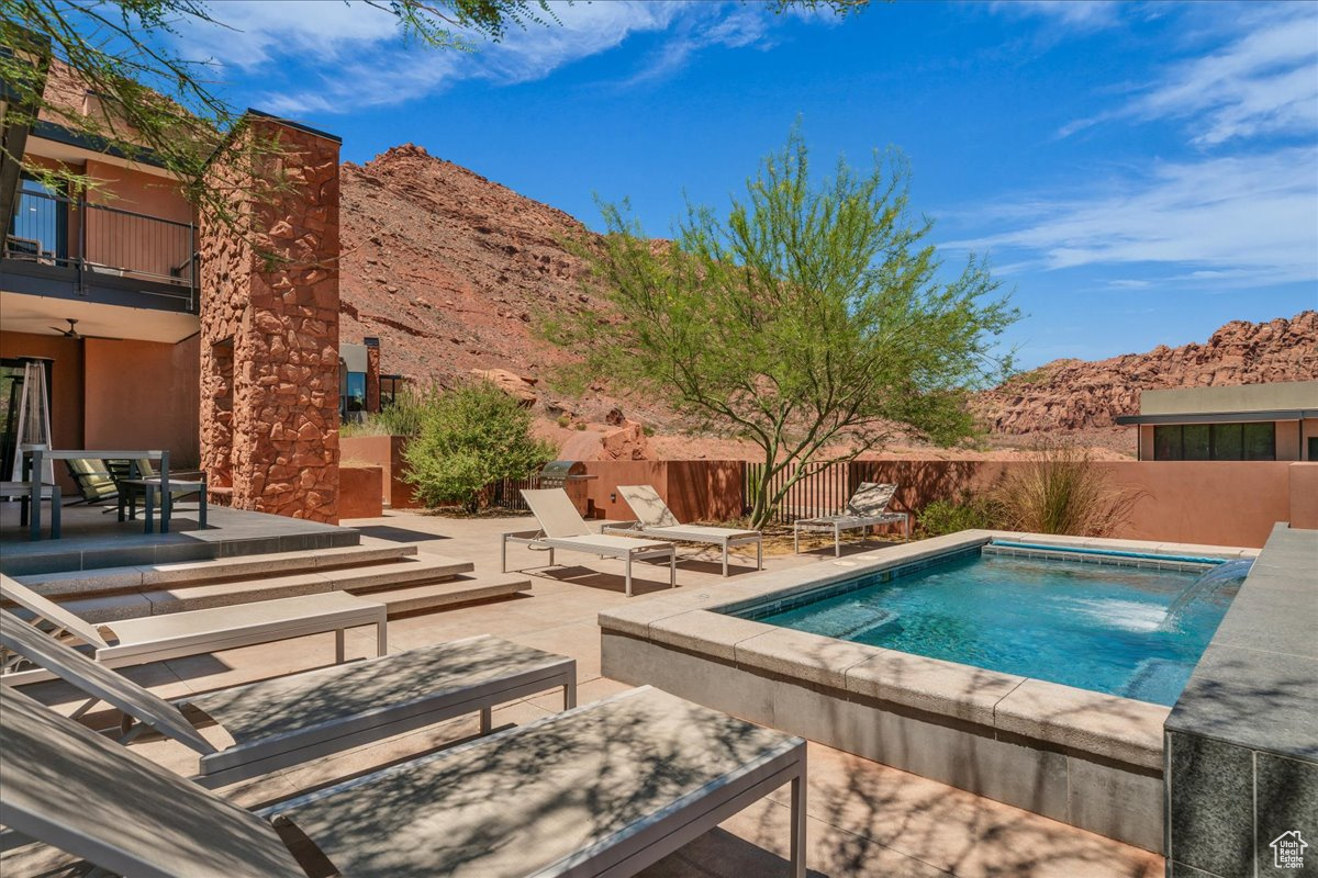 SENTIERRE PADRE CANYON PH 1A - Residential