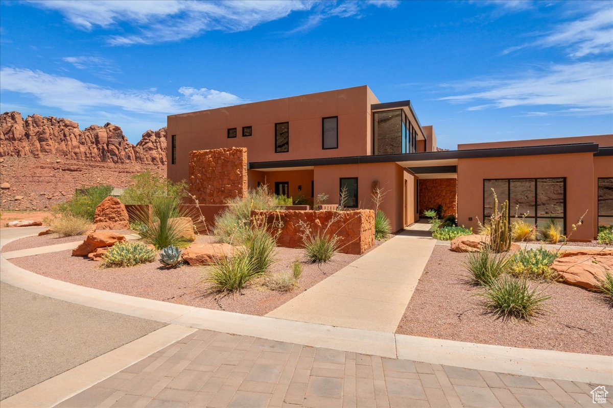 SENTIERRE PADRE CANYON PH 1A - Residential