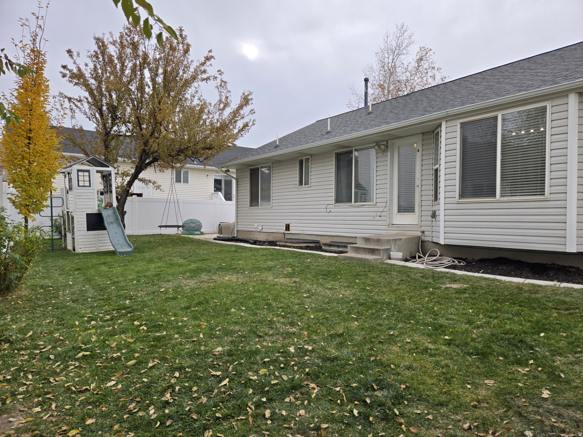 MOUNTAIN VIEW - Residential