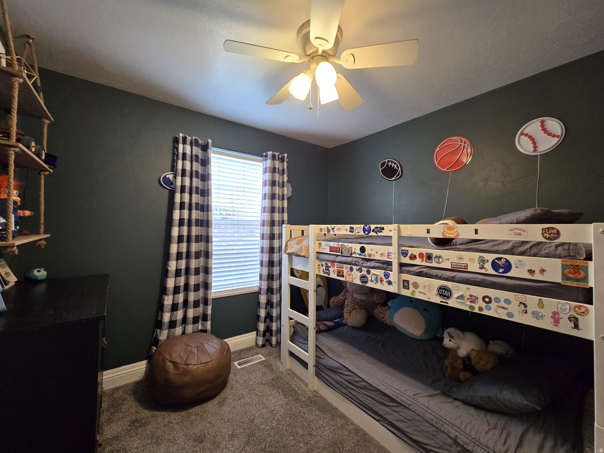 MOUNTAIN VIEW - Residential